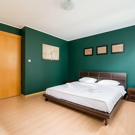 Wola Kacza Spacious By Bookinghost *