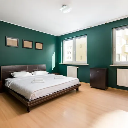 Wola Kacza Spacious By Bookinghost