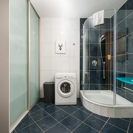Apartman Wola Kacza Spacious By Bookinghost *